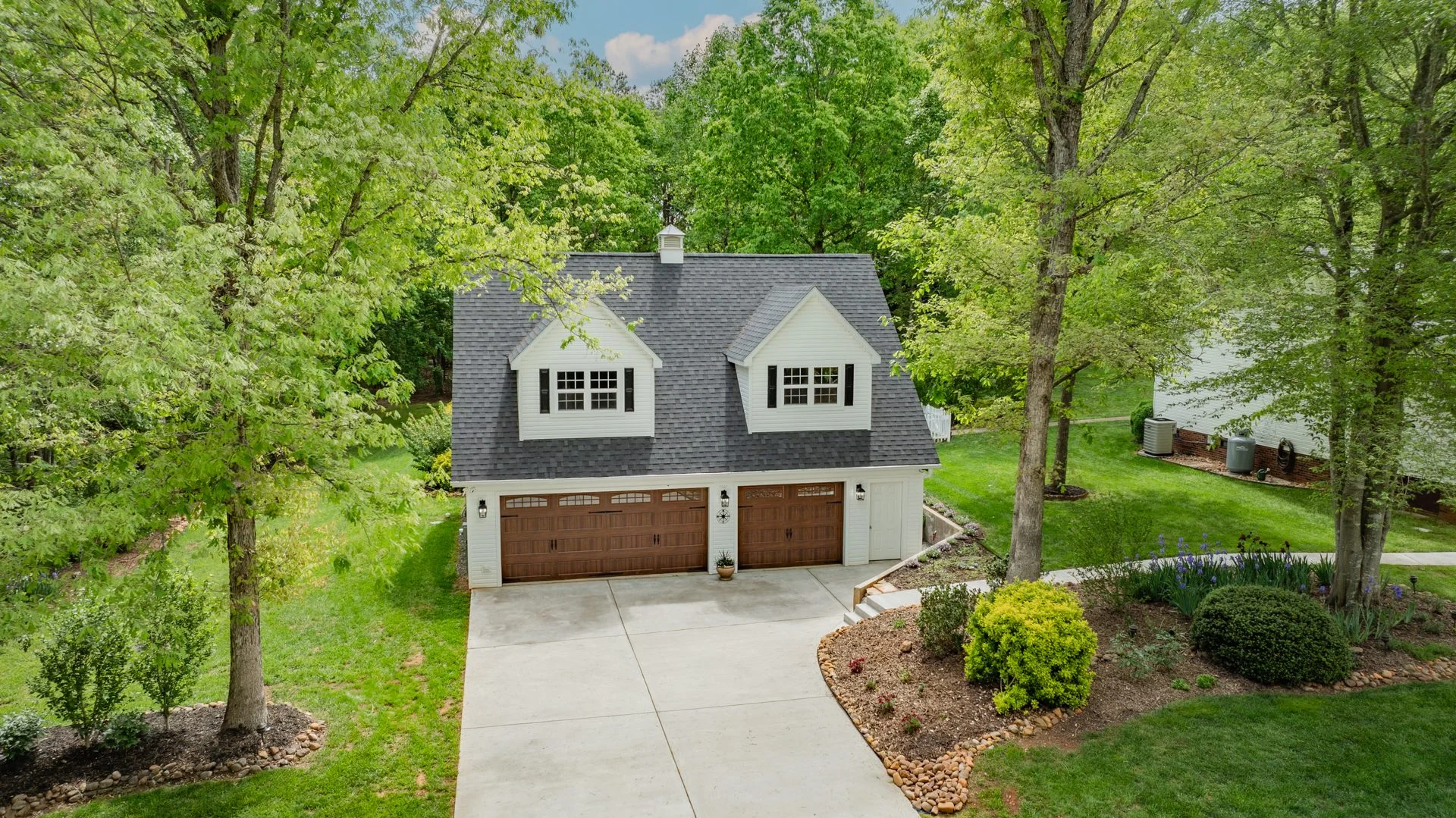 Complete shingle roof residential home